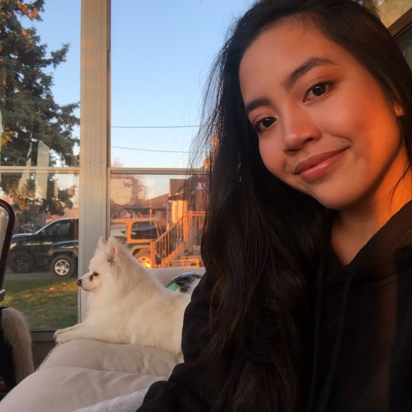 Meet your Posher, Abigail - Picture 1 of 1